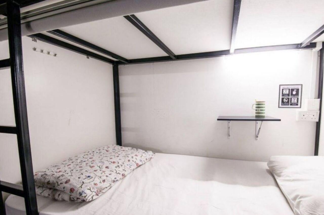 Hostel Plush Pods Singapur Exterior foto