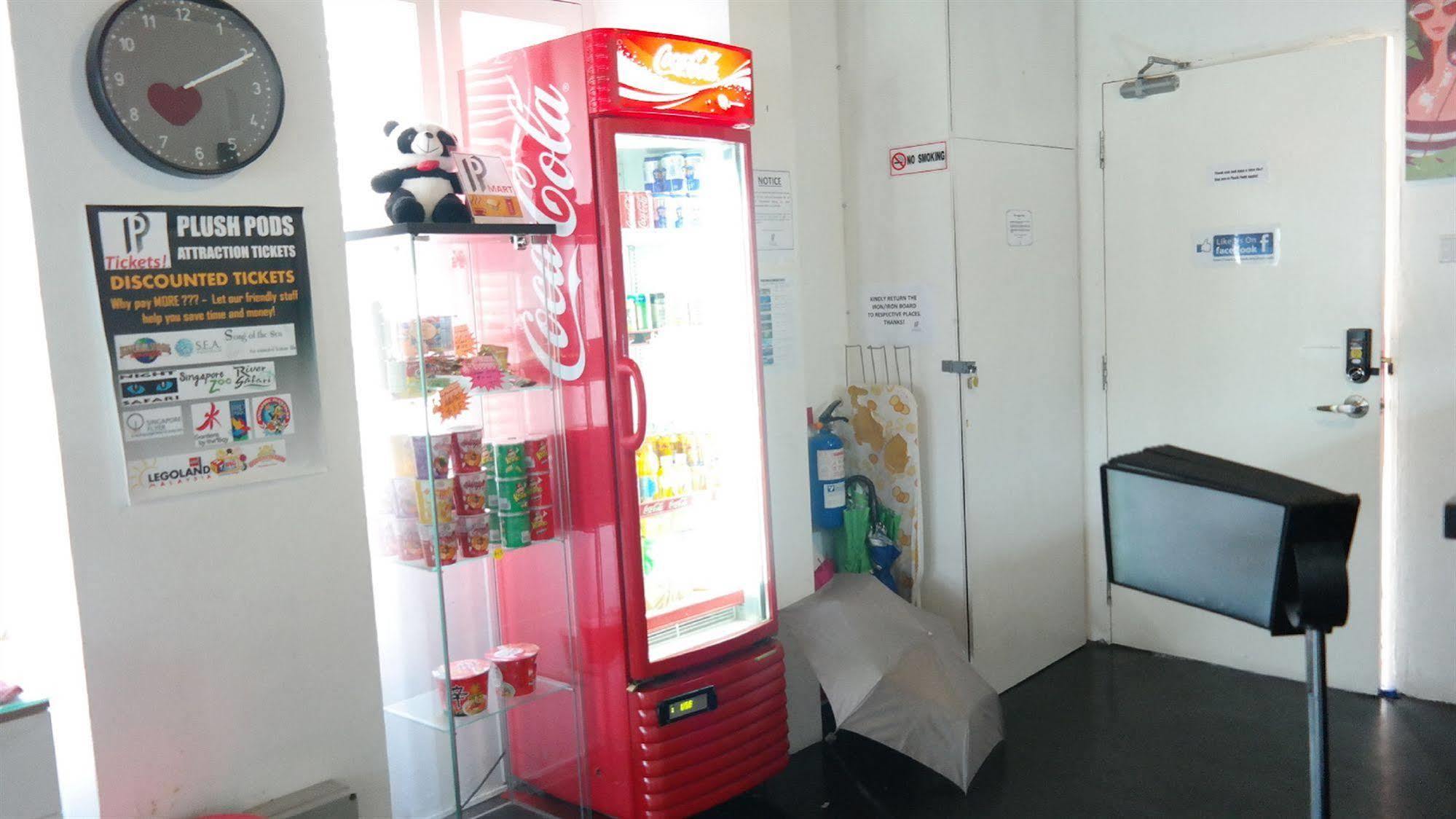 Hostel Plush Pods Singapur Exterior foto