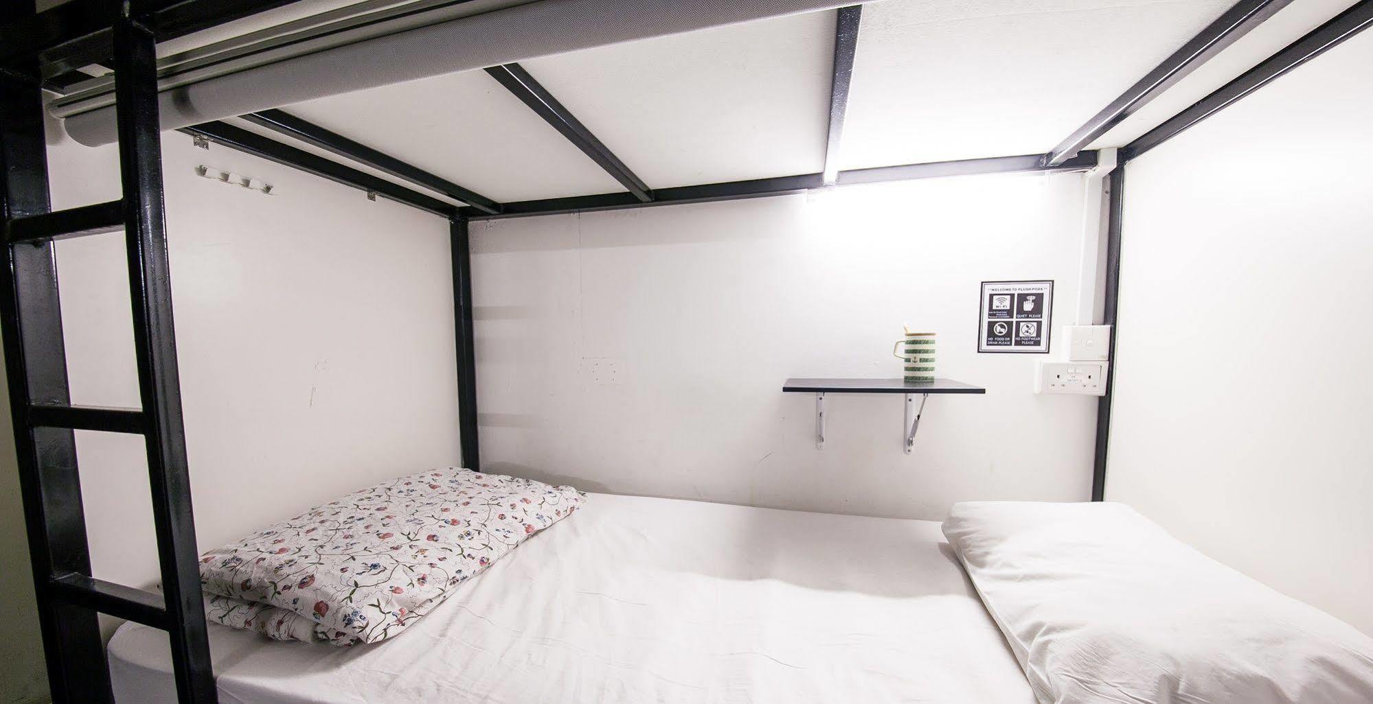 Hostel Plush Pods Singapur Exterior foto